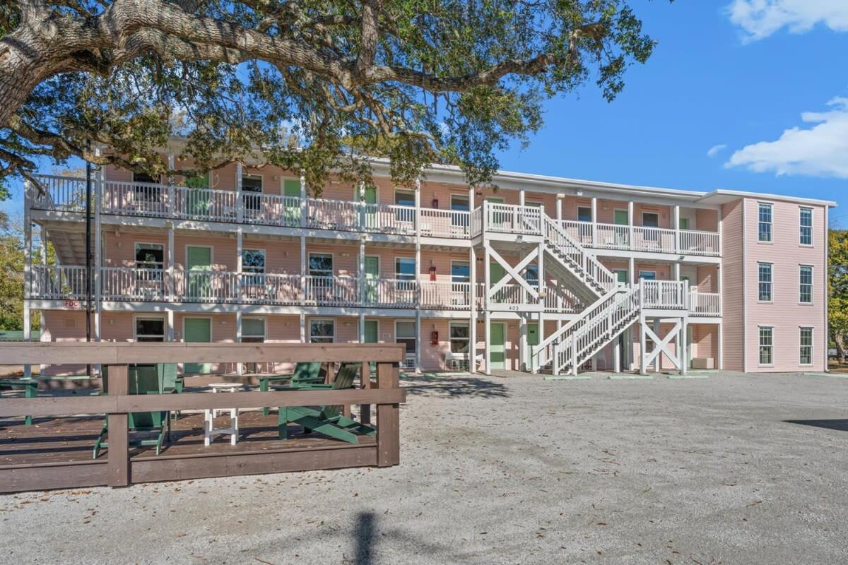 Treehouse Lodge Walk To Beach Pet-Friendly 202 Myrtle Beach Eksteriør billede